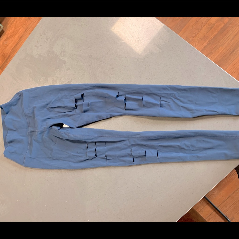 Stormy blue Alo yoga legging with cut outs